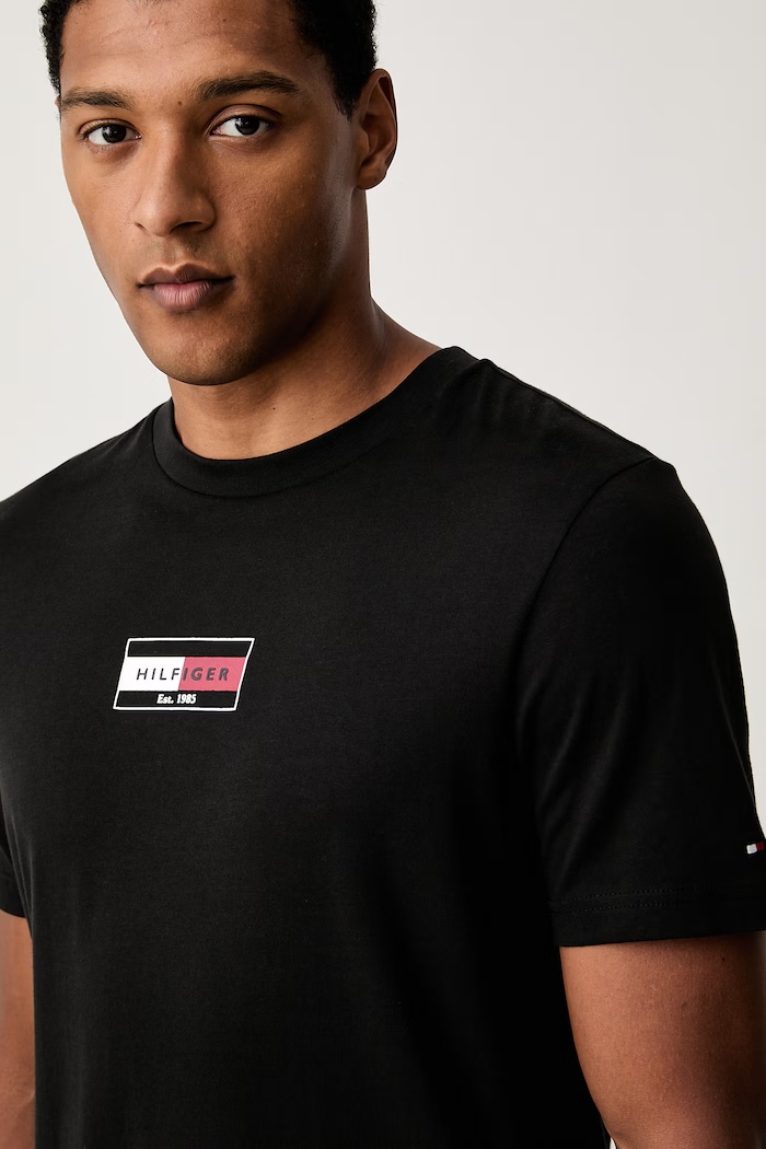Tommy Hilfiger t-shirt da uomo in cotone nero MW0MW44882