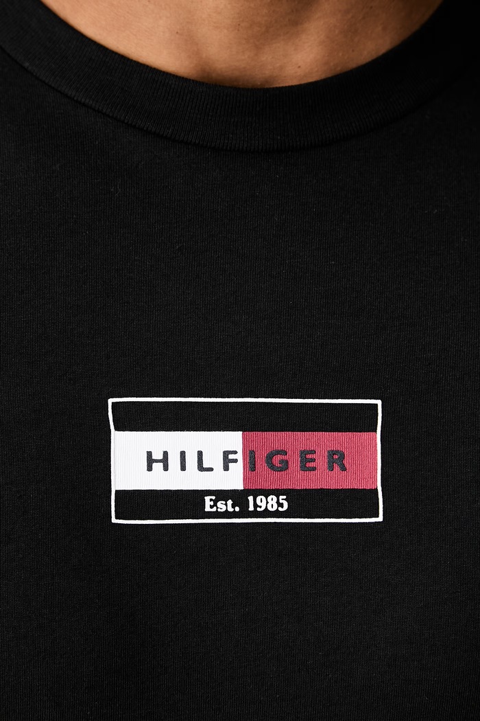 T-shirt męski bawełniany Tommy Hilfiger czarny MW0MW44882