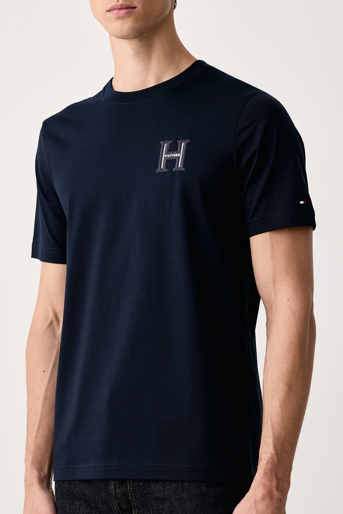 Ρούχα Tommy Hilfiger T-shirt ανδρικό βαμβακερό MW0MW44917 σκούρο μπλε