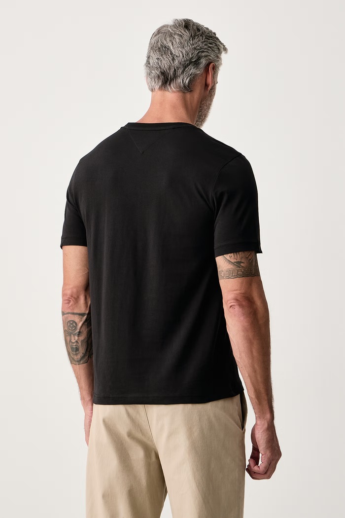 Ρούχα Tommy Hilfiger T-shirt ανδρικό βαμβακερό MW0MW44878 μαύρο