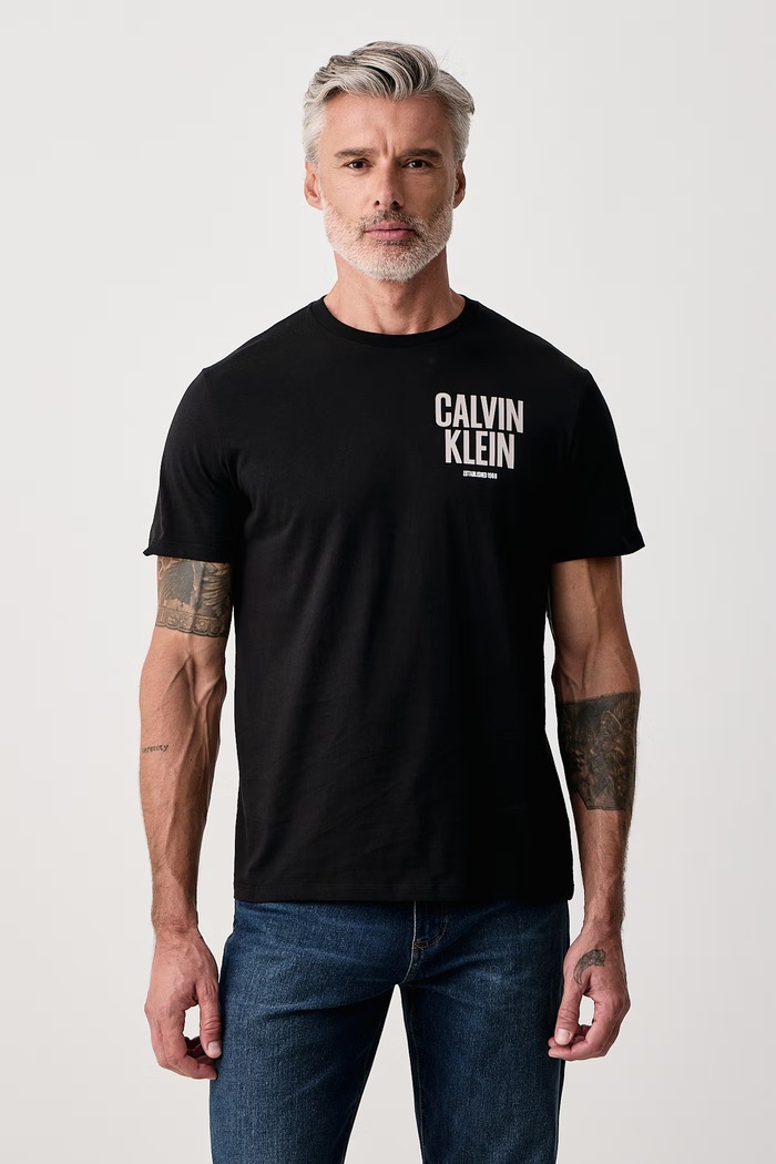 Oblečenie Calvin Klein Jeans Tričko pánske bavlnené LV04RH816G čierna