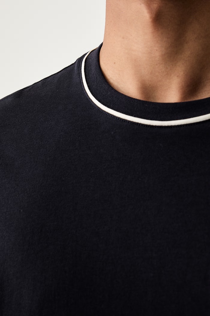 Armani Exchange T-shirt męski bawełniany XM003033.AF10356 granatowy