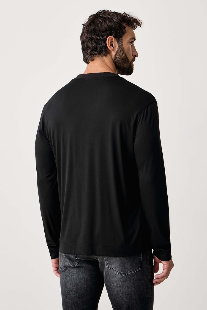 Odzież Emporio Armani Longsleeve męski z modalem EM006771.AF13721 czarny