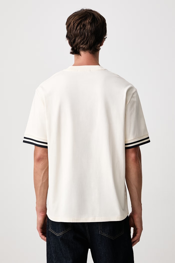 Odzież Fred Perry T-shirt męski bawełniany M3484.560 beżowy