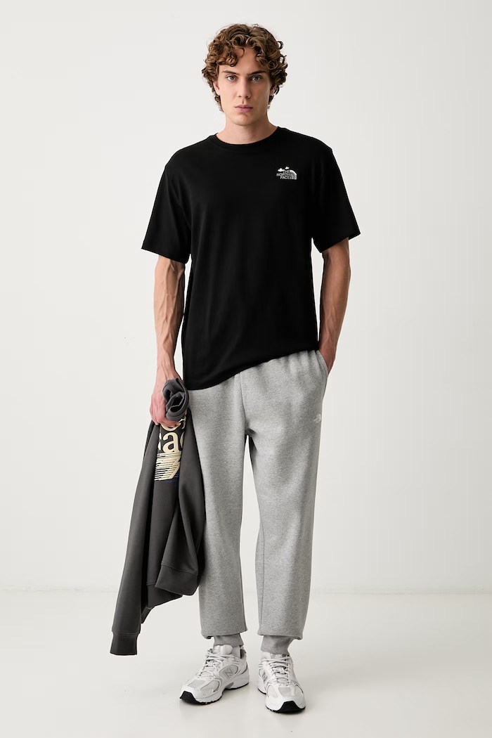 The North Face t-shirt da uomo in cotone Natural Relaxed NF0A8JPQJK31 nero AW26