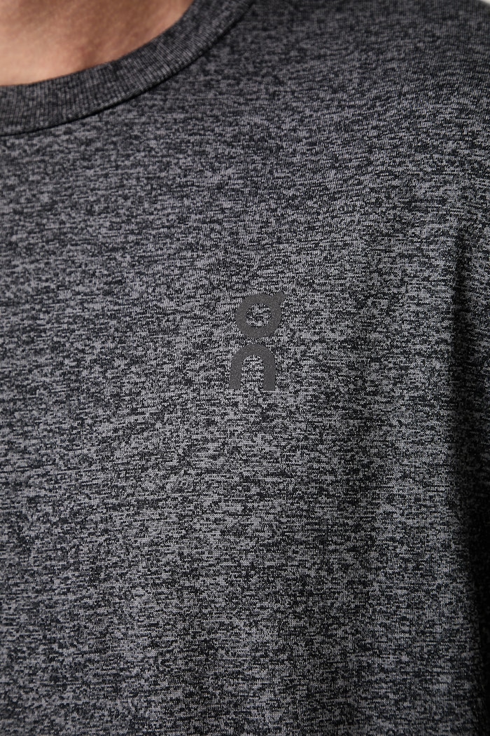 On t-shirt da allenamento da uomo 1MG30325456 grigio