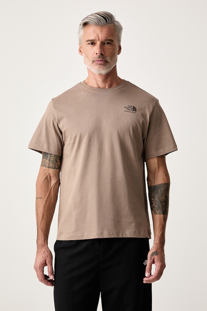 Oblečenie The North Face Tričko pánske Relaxed NF0A8JAC2H91 hnedá