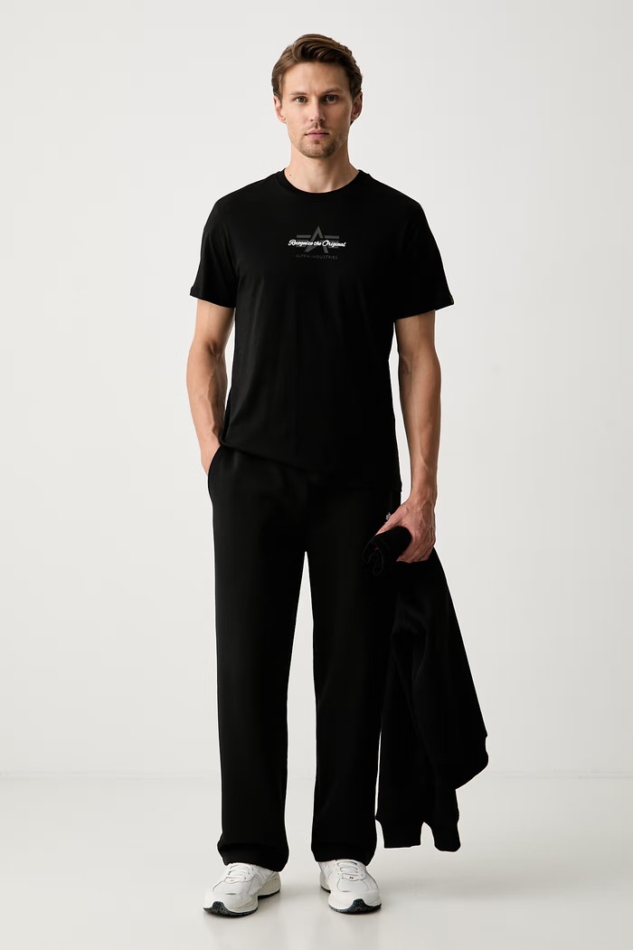 Alpha Industries majica za muškarce od pamuka Foam Middle 266551 crna AW26
