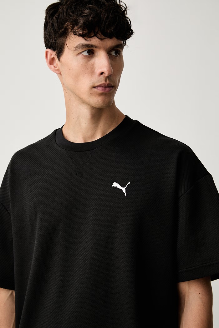Puma T-shirt męski z bawełną Essentials Elevated czarny 694307