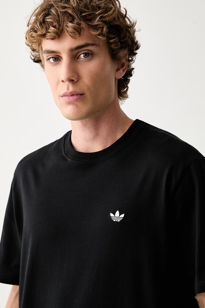 adidas Originals tričko pánske bavlnené Trefoil Essentials čierna KS8890