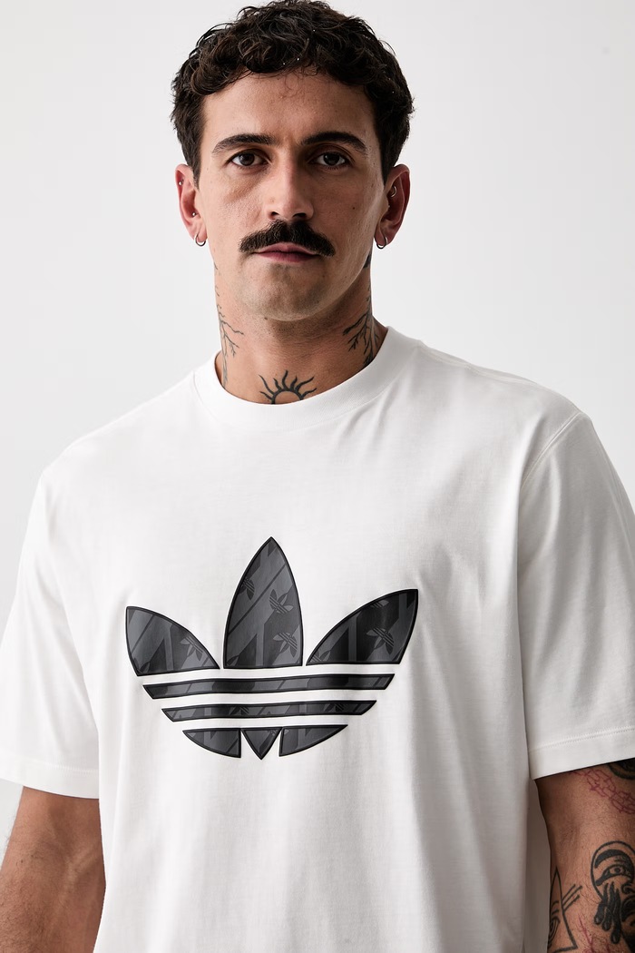 adidas Originals T-shirt męski bawełniany beżowy IA4532