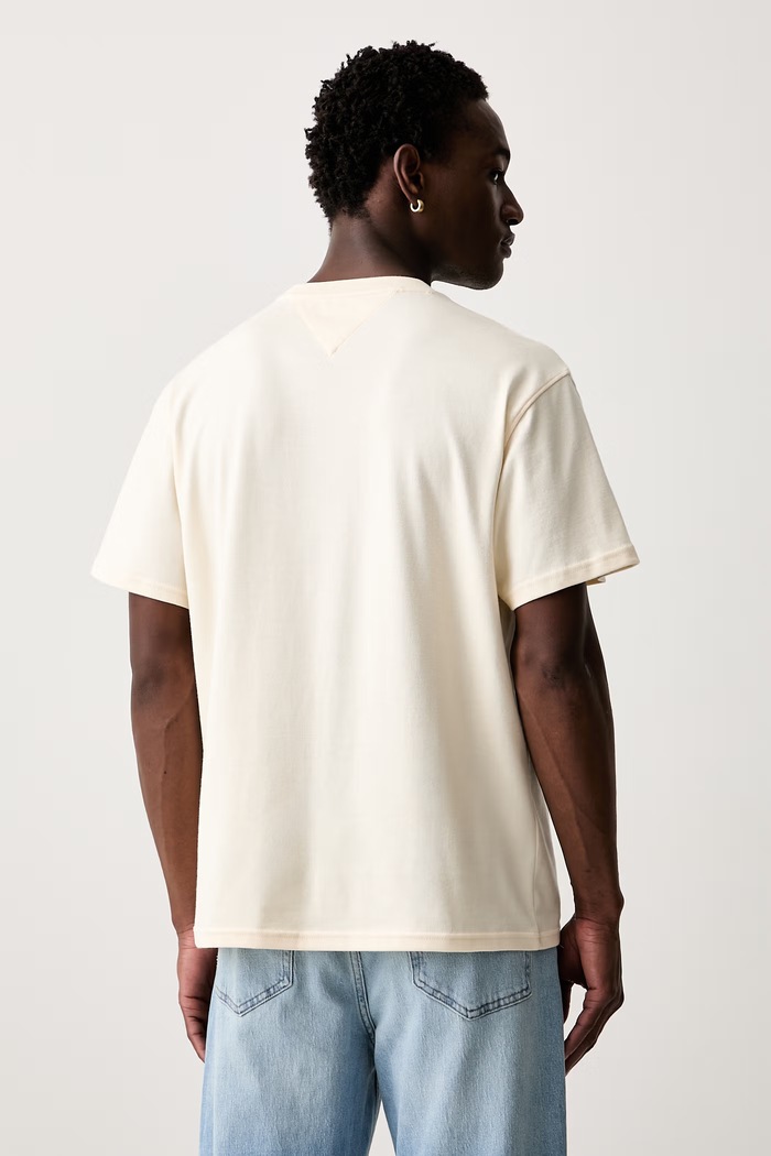 Ρούχα Tommy Jeans t-shirt ανδρικό βαμβακερό DM0DM22507 μπεζ