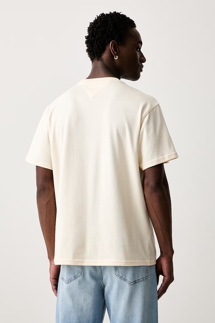 Ρούχα Tommy Jeans t-shirt ανδρικό βαμβακερό DM0DM22507 μπεζ