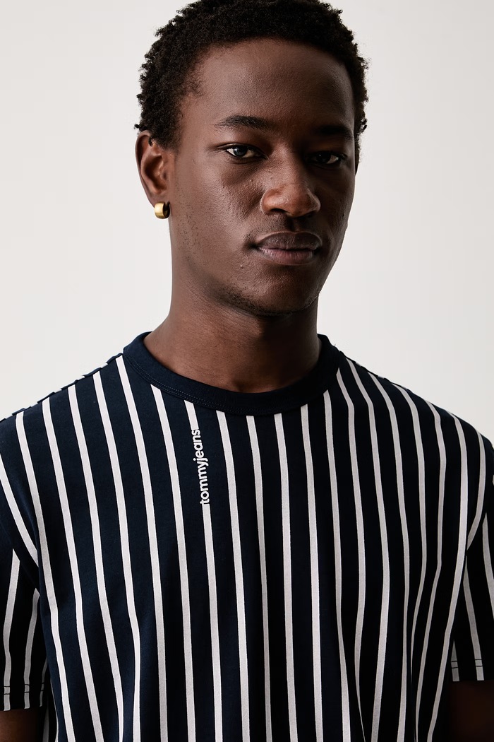 Tommy Jeans t-shirt ανδρικό βαμβακερό σκούρο μπλε DM0DM23374