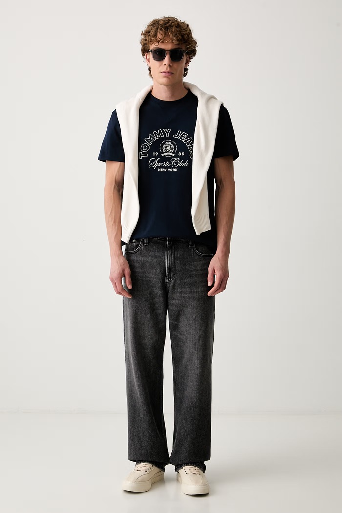 Tommy Jeans t-shirt ανδρικό βαμβακερό DM0DM23175 σκούρο μπλε AW26
