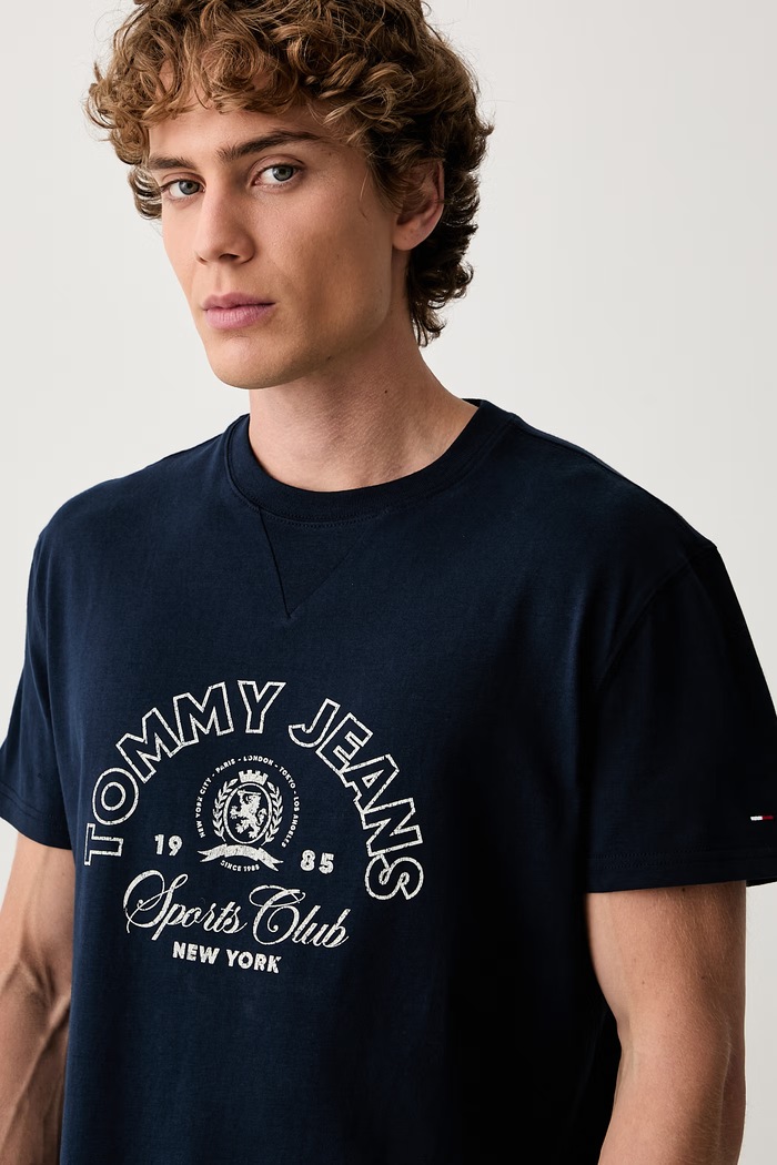 Tommy Jeans t-shirt ανδρικό βαμβακερό σκούρο μπλε DM0DM23175