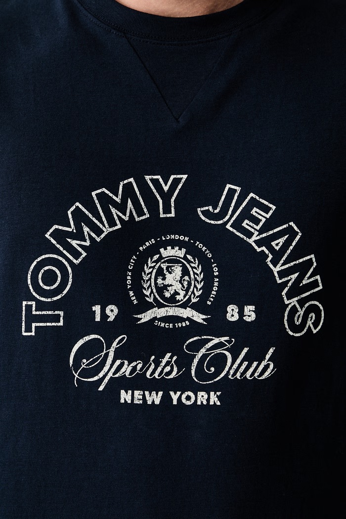 Tommy Jeans t-shirt ανδρικό βαμβακερό DM0DM23175 σκούρο μπλε