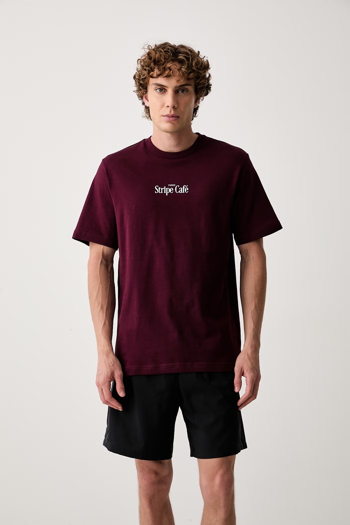 Oblečení adidas tričko pánské bavlněné KT9710 burgundské
