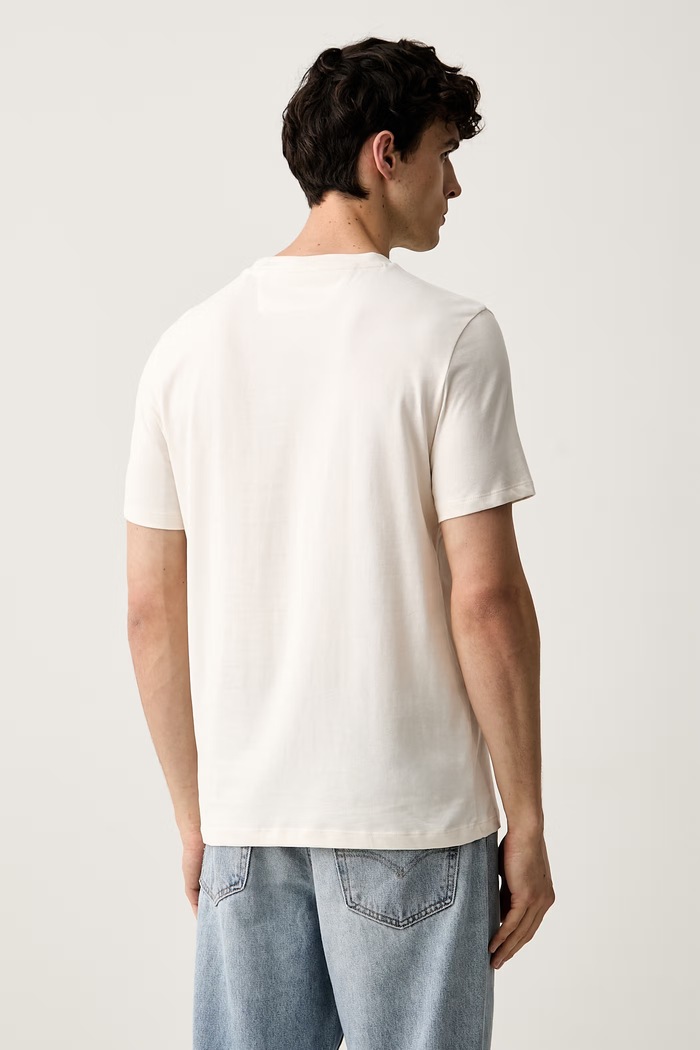 Abbigliamento Guess t-shirt da uomo in cotone BERRY Z6YI28.K5092 beige