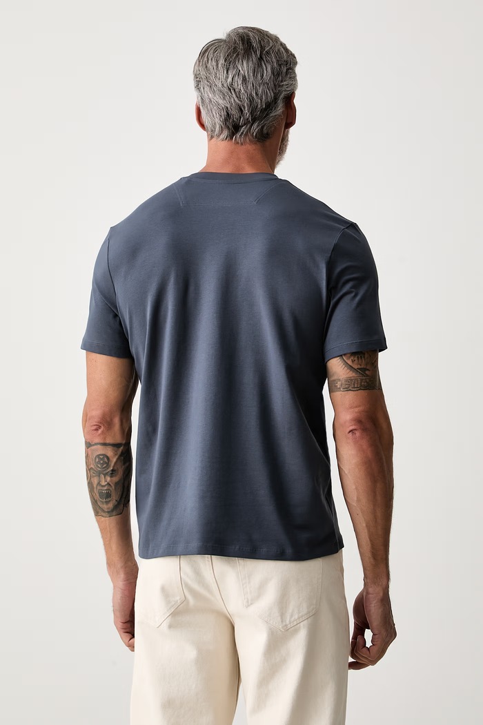 Odzież Guess T-shirt męski bawełniany z elastanem PRAT Z6YI17.K4968 granatowy