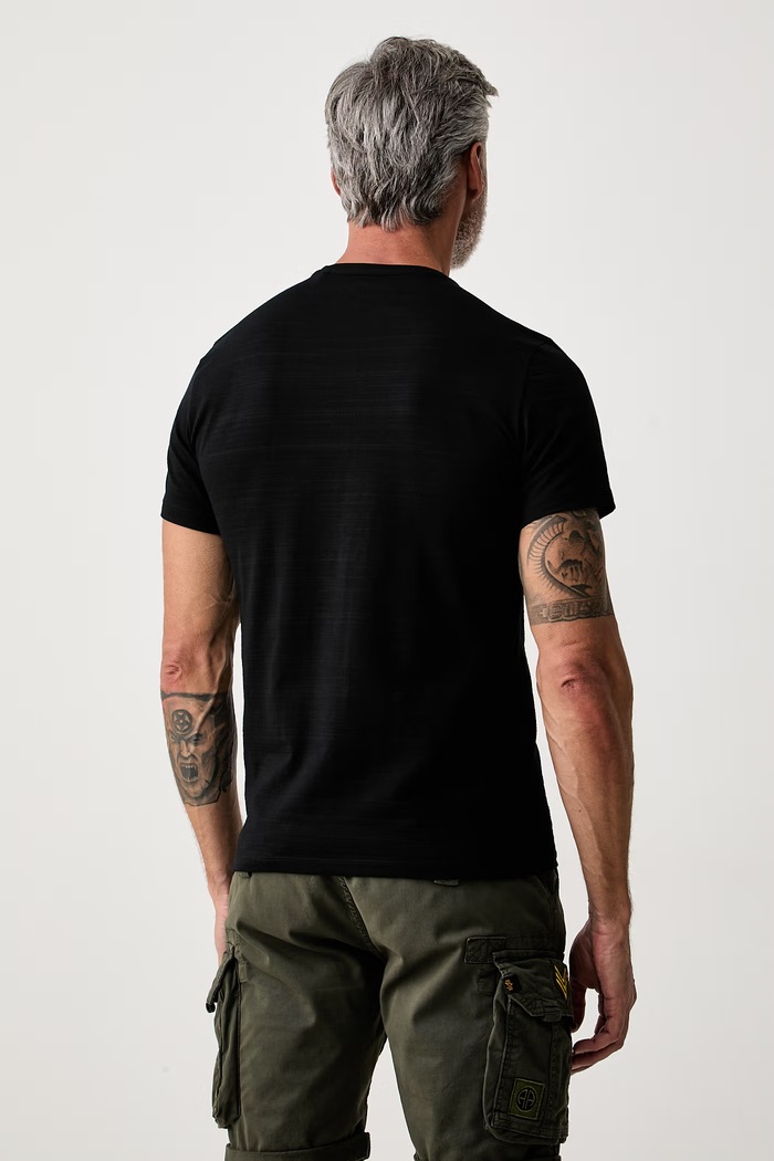 Oblečení Guess basic tričko pánské bavlněné s elastanem M6YI48.K4234 černá