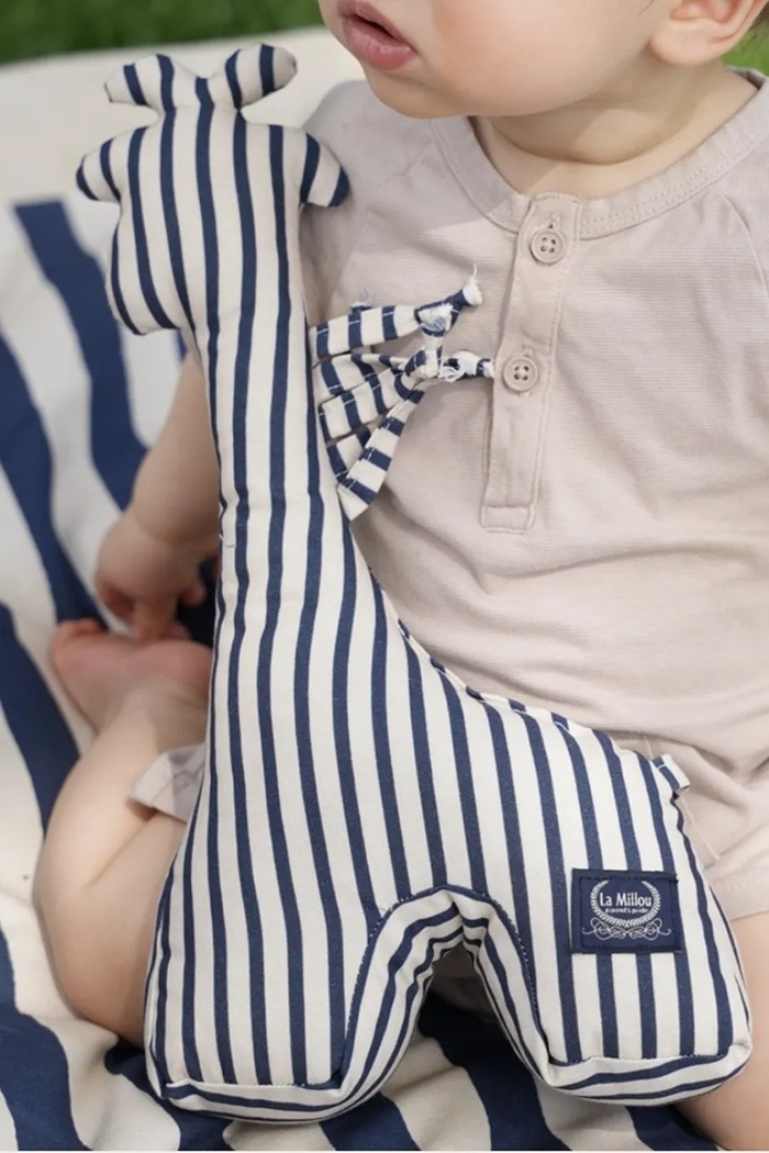 La Millou Grzechotka dziecięca STRIPES NAVY granatowy 156261