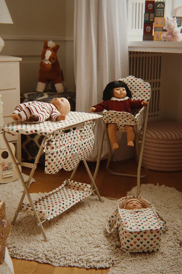 Chłopiec Konges Sløjd Krzesełko dla lalek dziecięce DOLL HIGH CHAIR KS106453.9BY2 beżowy