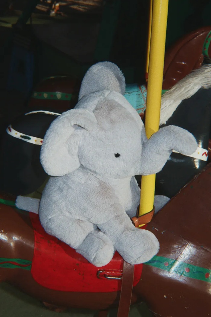 Konges Sløjd Plišana igračka za djecu ELEPHANT ACTIVITY TOY KS105974.9BY2