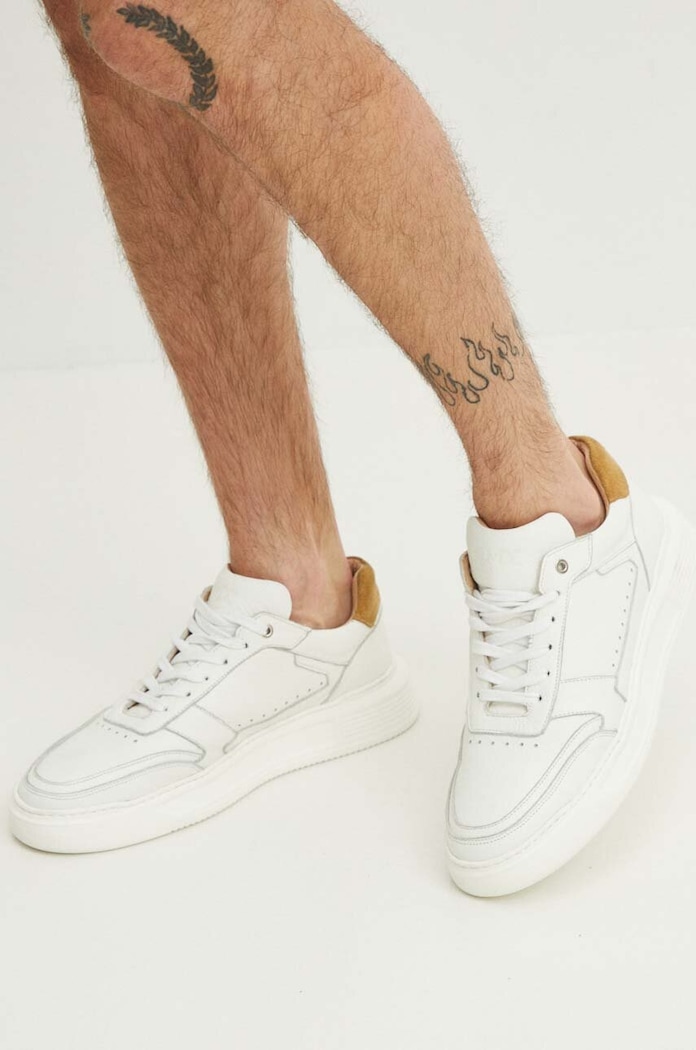 Kožené sneakers boty bílá barva nízký bílá RS24-OBM203