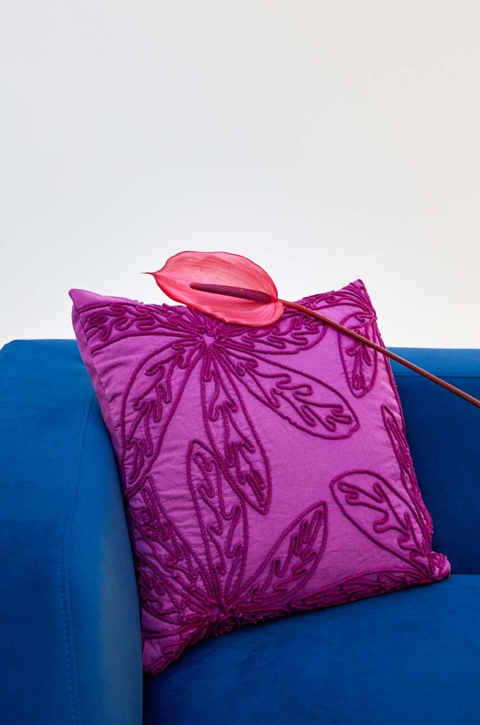 Dekoratívna obliečka na vankúš s ozdobnou aplikáciou 45 x 45 cm ružová farba ružová RS24-PSU500