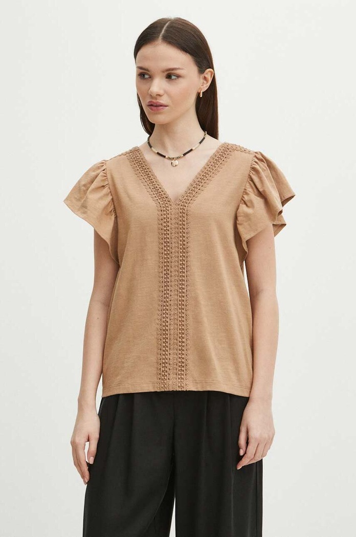 T-shirt bawełniany damski z ozdobną aplikacją kolor beżowy aplikacja beżowy RS24.TSD811