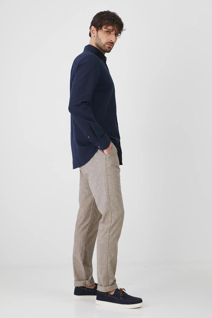 Lněná košile pánská s límcem button-down tmavomodrá barva námořnická modř RS25-KDM050