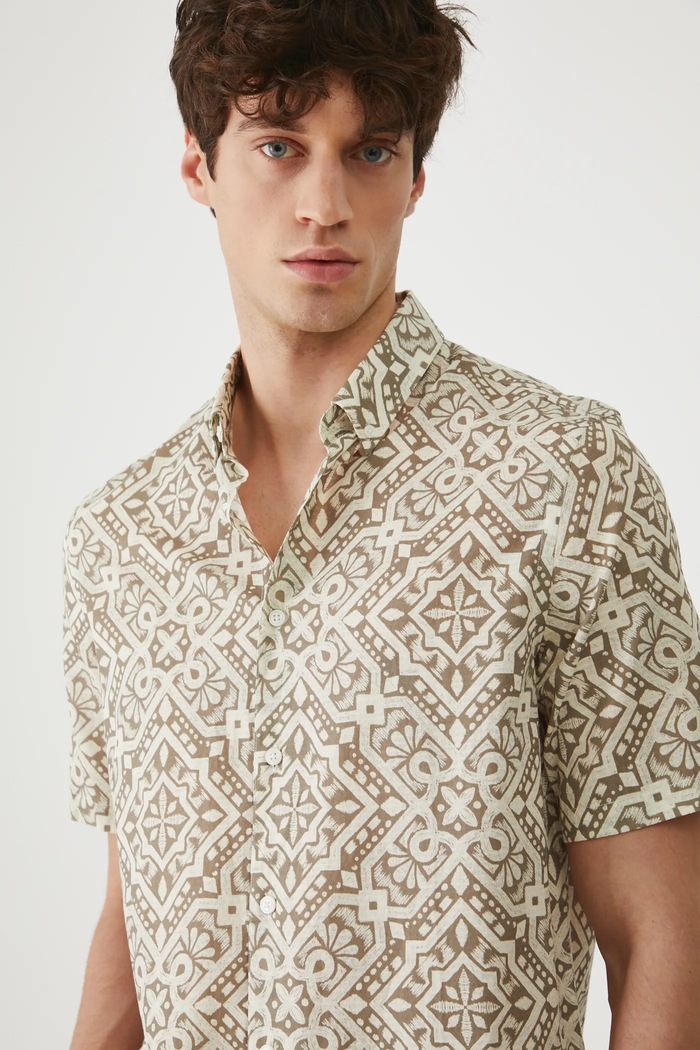 Koszula bawełniana męska z kołnierzykiem button-down kolor beżowy beżowy RS25-KKM905
