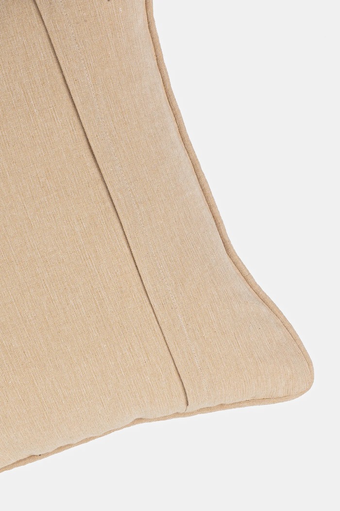 Spálňa Dekoratívna obliečka na vankúš s ozdobnou aplikáciou 45 x 45 cm béžová farba RS25-PSU518 béžová
