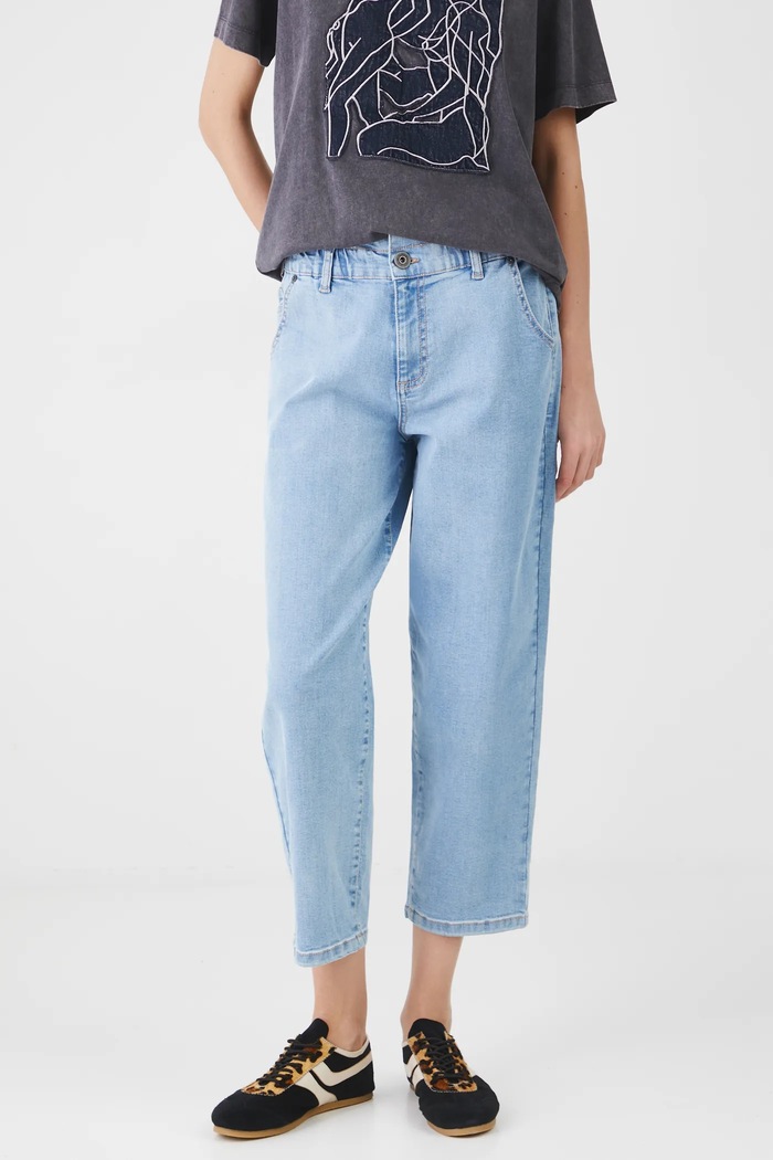 Jeansy damskie slouchy z efektem sprania kolor niebieski niebieski RS25.SJD409