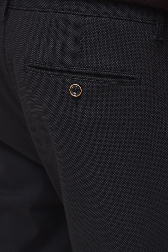 Spodnie chinos męskie bawełniane z elastanem czarny RS25-SPM010