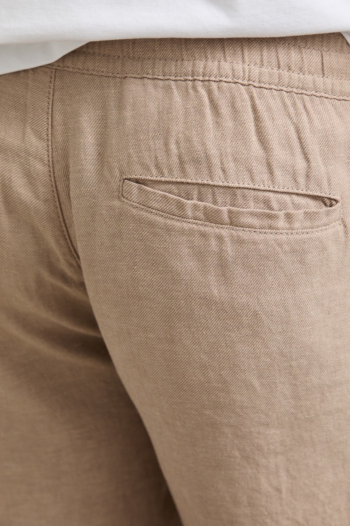 Medicine szorty męskie z dodatkiem lnu beżowy RS25-SZM081