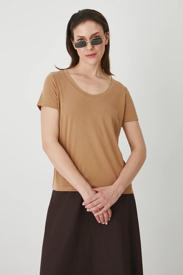 T-shirt damski gładki z modalem kolor beżowy beżowy RS25-TSD903