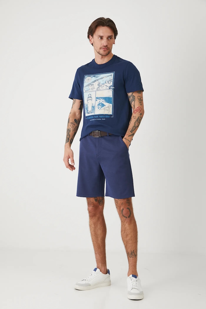 Odzież T-shirt bawełniany męski z kolekcji Medicine x Słowiński Park Narodowy kolor granatowy RS25-TSMA51 granatowy
