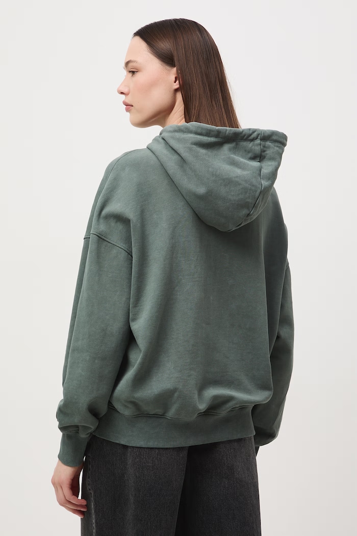Bluza z kapturem damska bawełniana z kolekcji Ilona Tambor x Medicine zielony RS26-BLD651