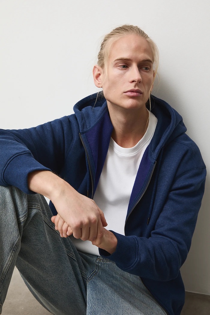 Pulover Medicine S kapuco mornarsko modra RS26-BLM010