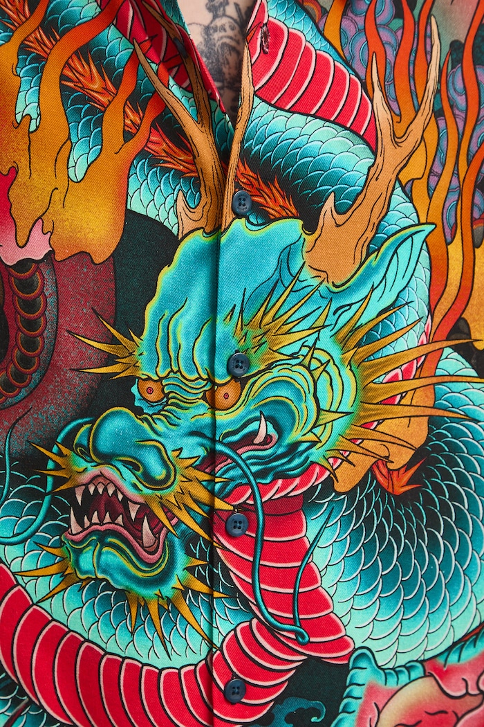 Košeľa pánska s viskózou z kolekcie Tattoo Art by Tuan Nguyen RS26-KKMC50