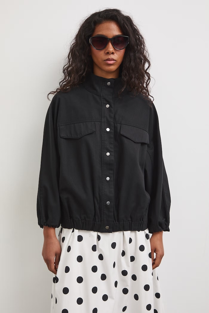 Kurtka oversize damska z lyocellem RS26-KUD800 czarny RS26