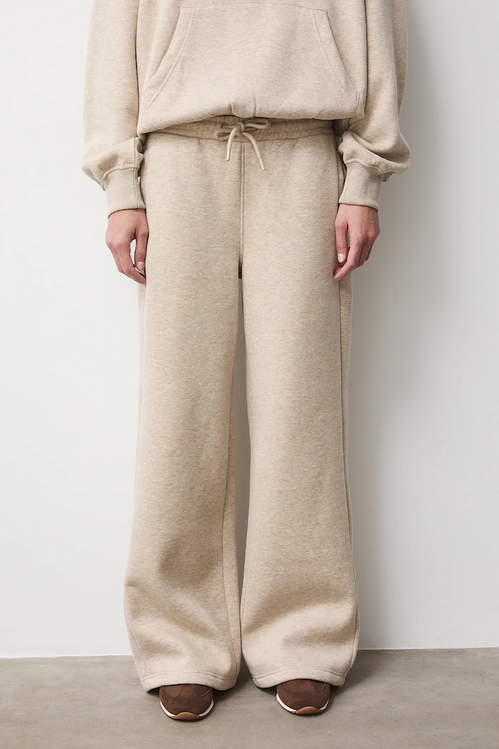 Spodnie dresowe damskie wide leg RS26-SPD011 beżowy RS26