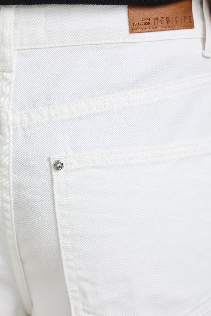 Bermudy dámske bavlnené regular waist biela RS26-SZDC00