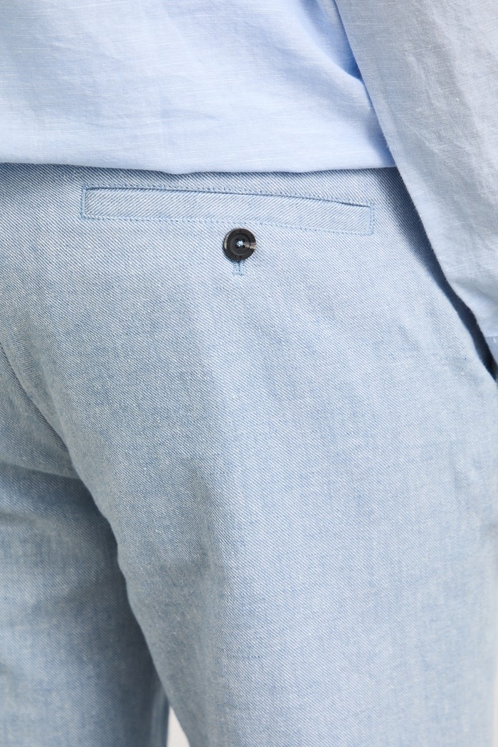 Szorty chino męskie z dodatkiem lnu regular waist niebieski RS26-SZM904