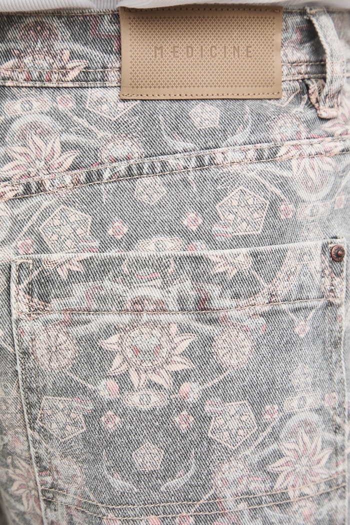 Medicine szorty męskie jeansowe multicolor RS26-SZMC11