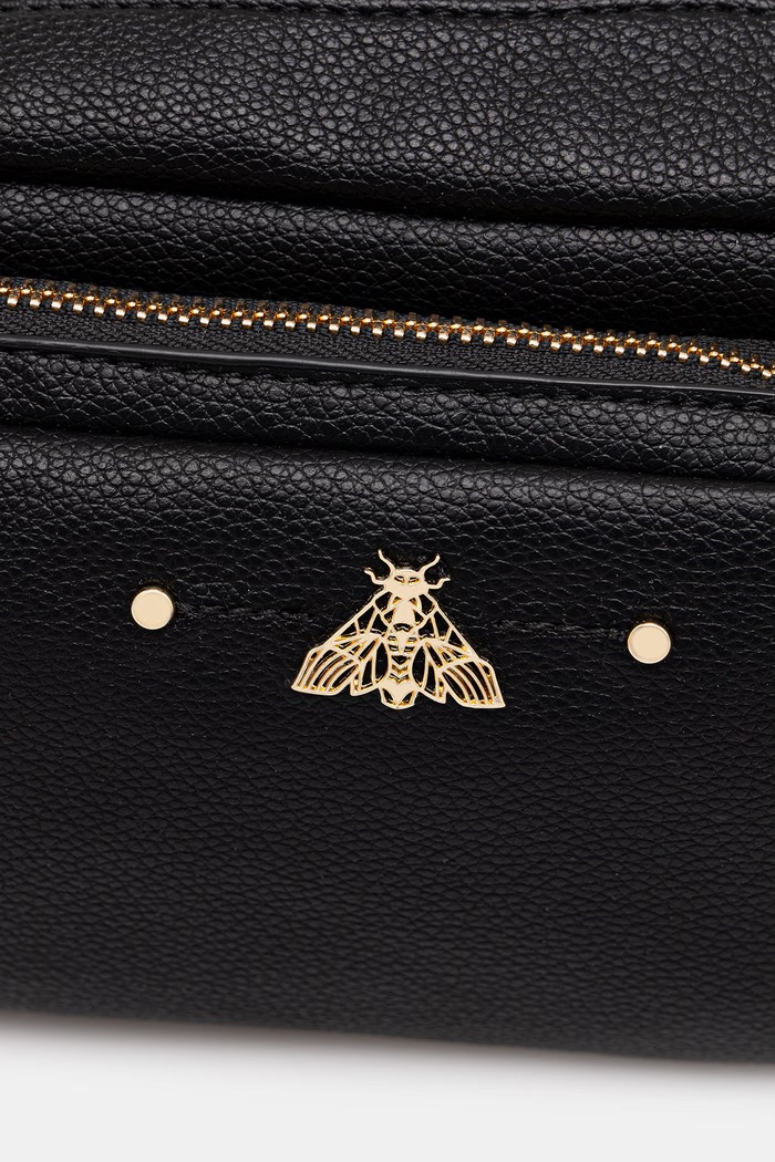 Dámska crossbody kabelka z imitácie kože Medicine čierna RS26-TOD505