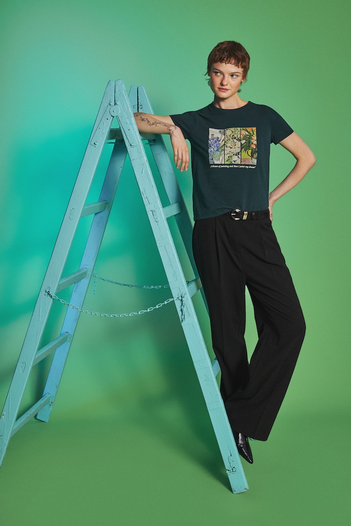 Odzież T-shirt bawełniany damski z elastanem z kolekcji Eviva L'arte RS26-TSD261 zielony