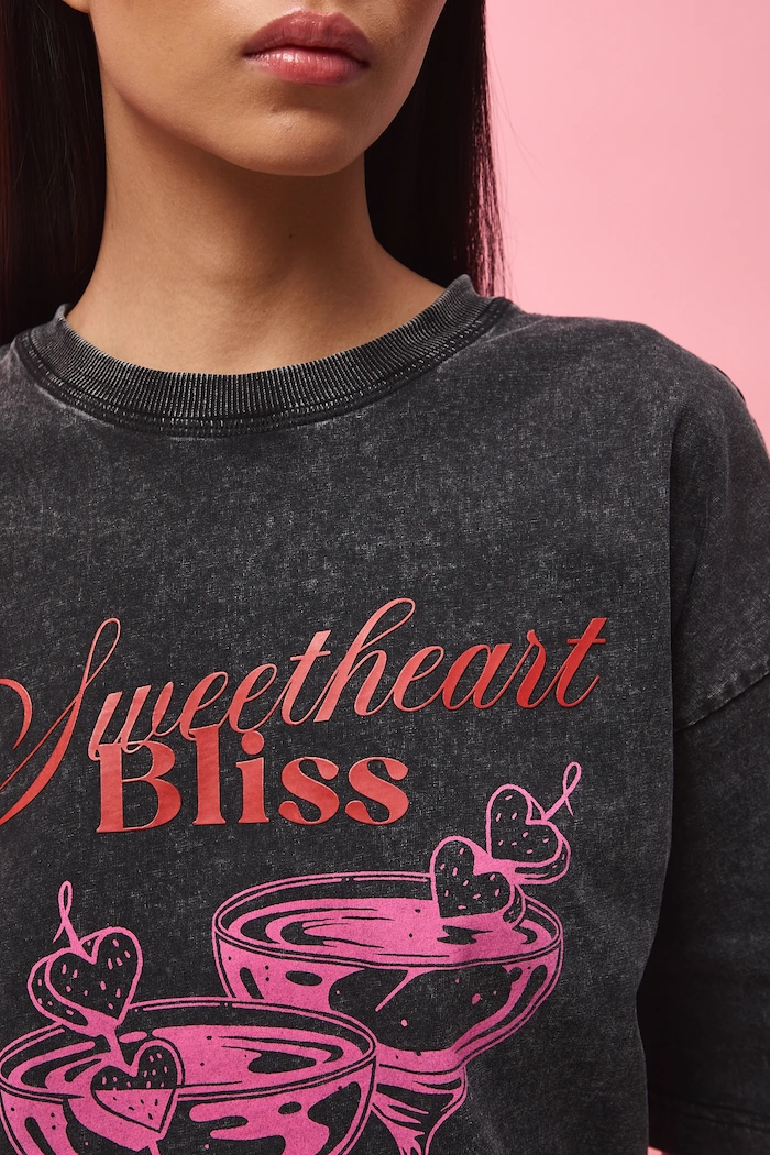 T-shirt bawełniany damski z kolekcji Valentine’s Day RS26-TSD280 szary